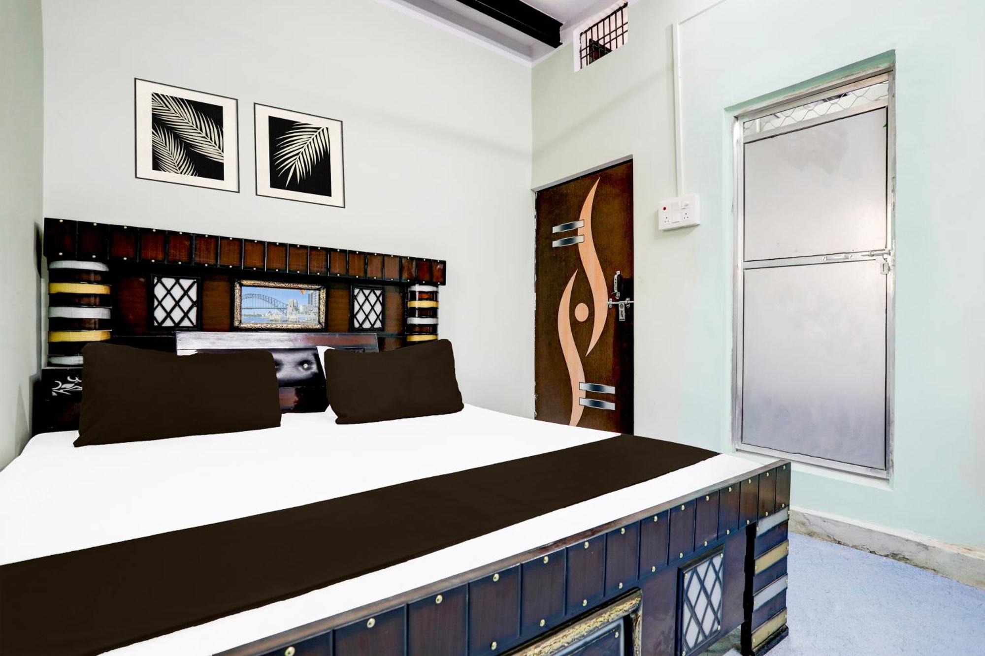 Hotel O V.K. Hotel Prayagraj Exterior foto