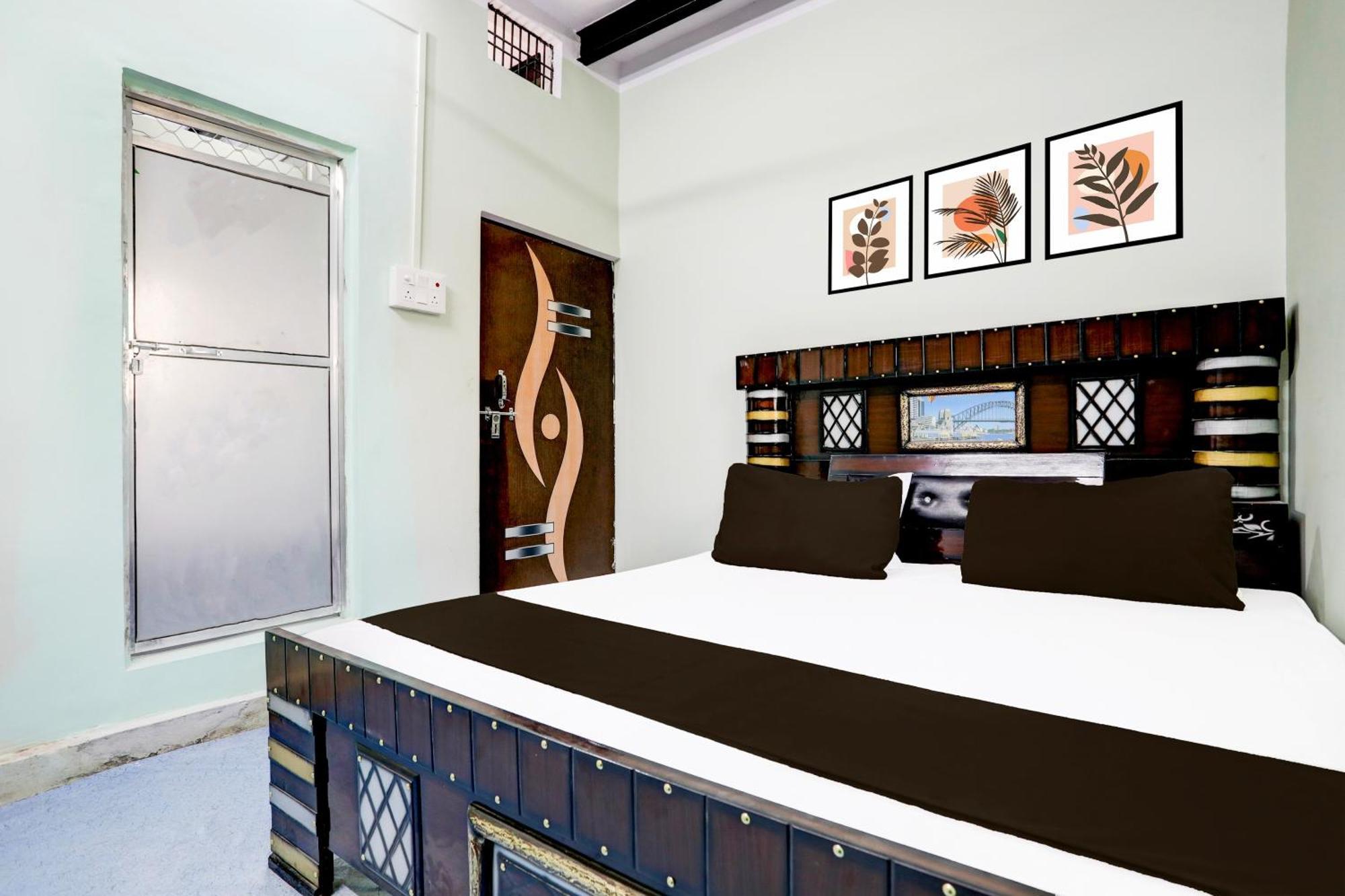 Hotel O V.K. Hotel Prayagraj Exterior foto